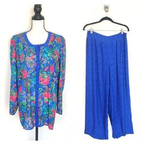 Diane Freis Vintage Blue Floral Top and Pants Set Size Medium